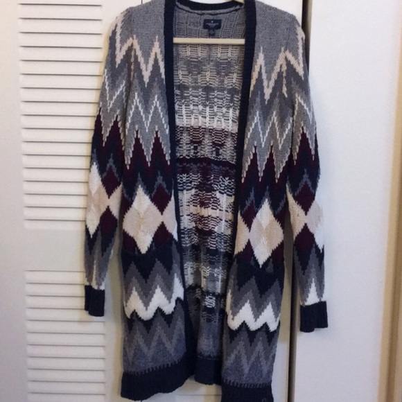 American Eagle Outfitters Sweaters - ⬇️AEO Long chunky knit cardigan with pockets